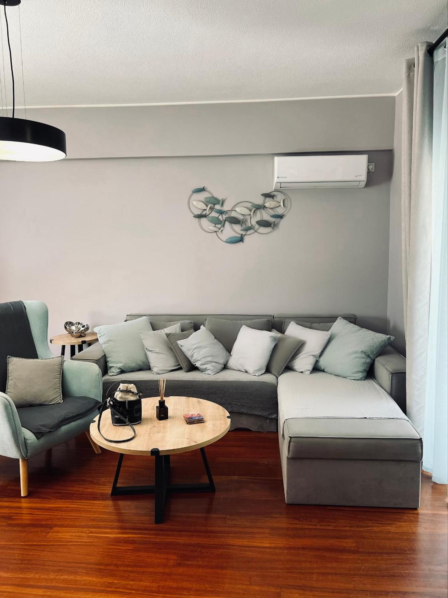 Brand New Brilliant Apartment At Athenian Riviera ภายนอก รูปภาพ